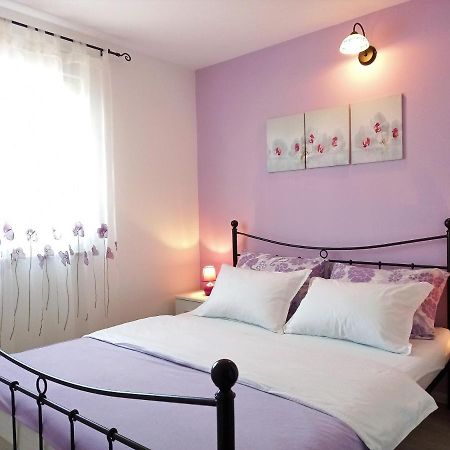 Apartments Antunovic Umag Buitenkant foto