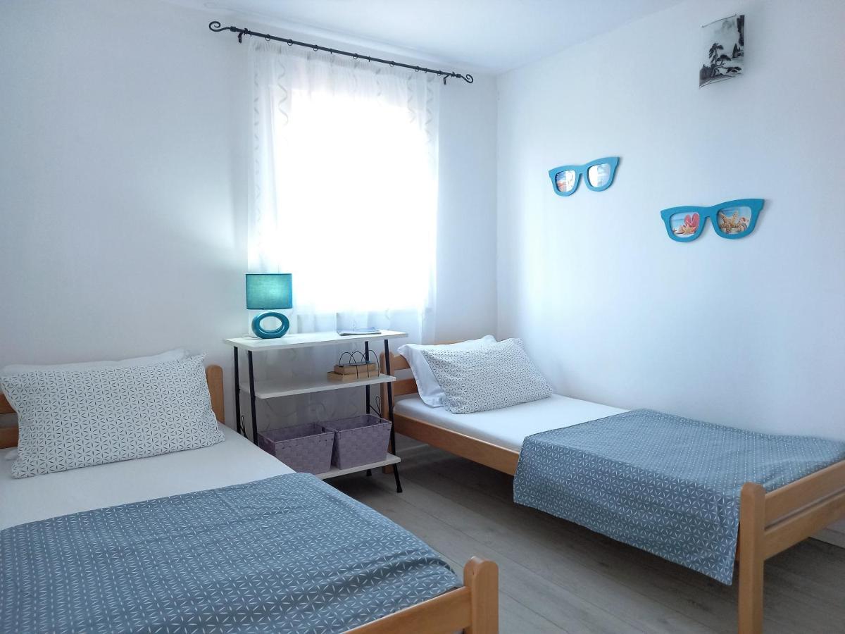 Apartments Antunovic Umag Buitenkant foto