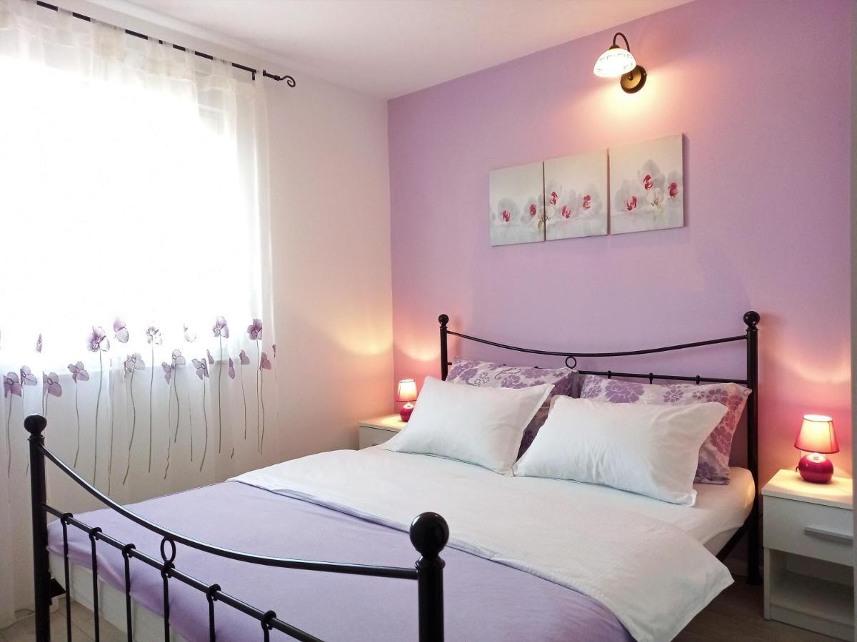 Apartments Antunovic Umag Buitenkant foto