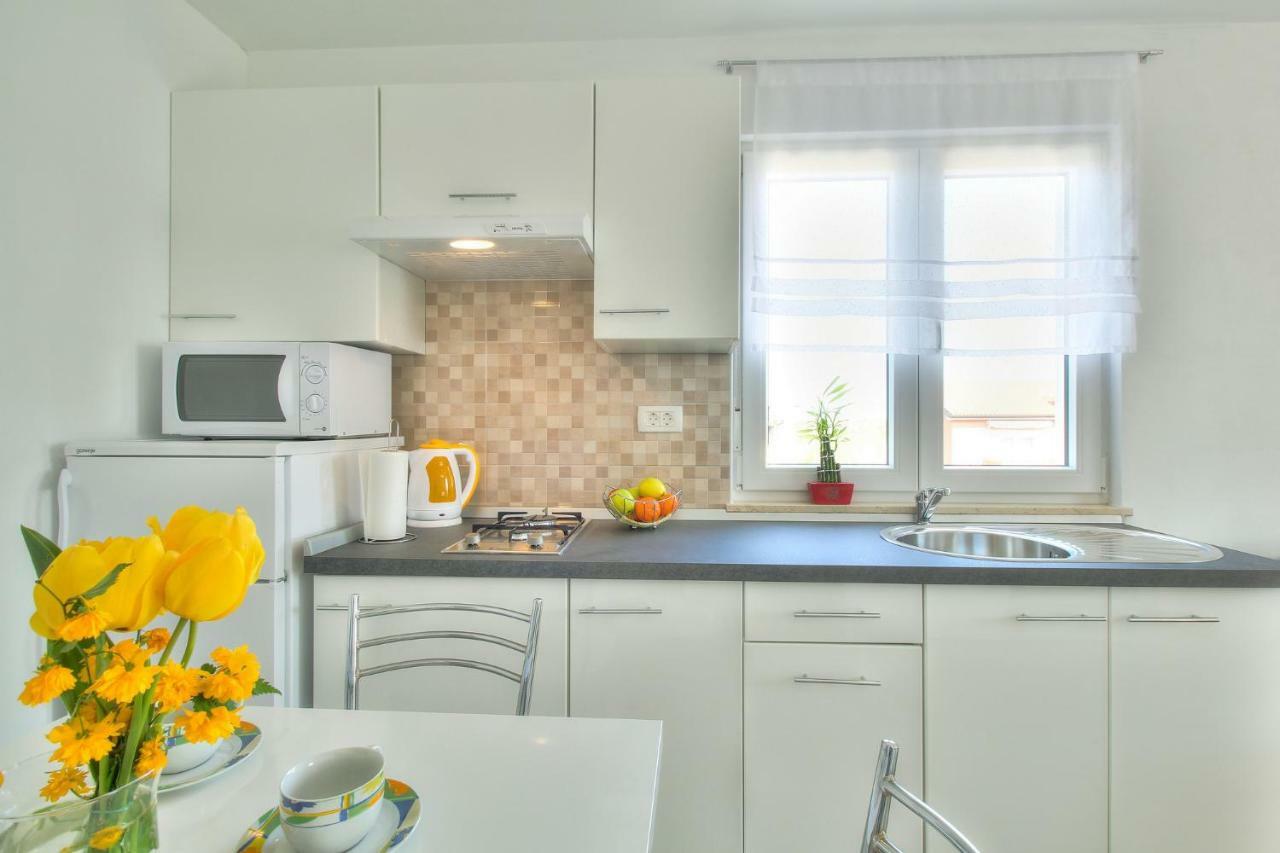 Apartments Antunovic Umag Buitenkant foto